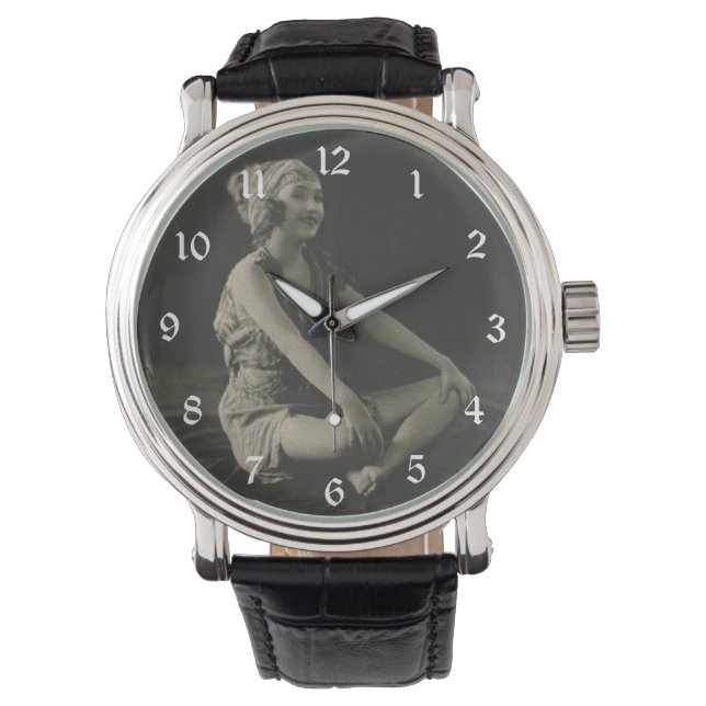 脚を組むかわいそうなメイドが大好き 腕時計 (正面)