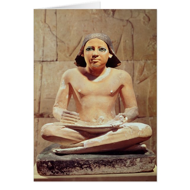 脚を組んでつく筆記者 (正面)