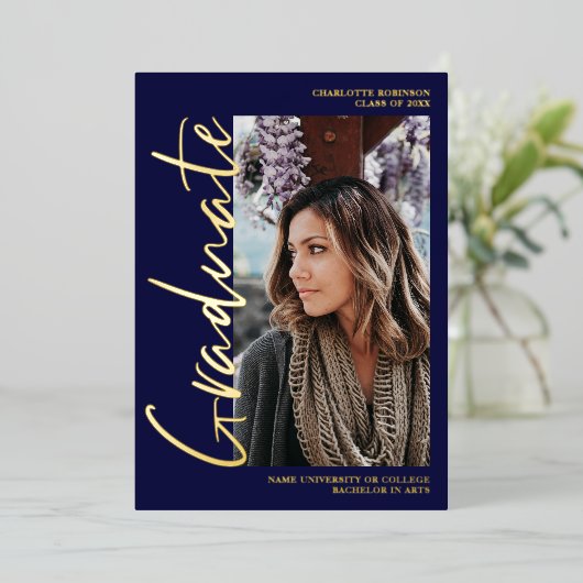 脚本ネイビー金ゴールド卒業4枚の写真卒業 箔招待状 (立ち正面)