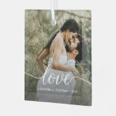 脚本モダンラブカップルの写真と年のカスタム ガラスオーナメント (正面左)