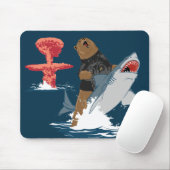 脱出素晴らし – クマのサメ騎兵 マウスパッド (マウス)