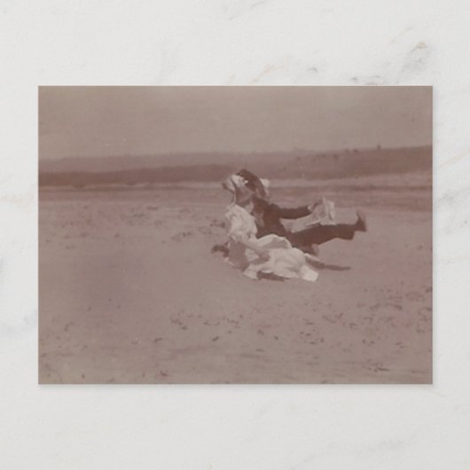 脱帽したビーチ2人 ポストカード (正面)