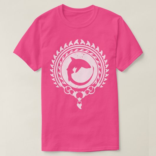 脱穀サメのポリネシアの部族タトゥープルオーバー Tシャツ (デザイン正面)