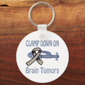 脳腫瘍のキーチェーンを取り締まる キーホルダー (正面)