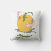 腐った果物に虫がつく クッション (正面)