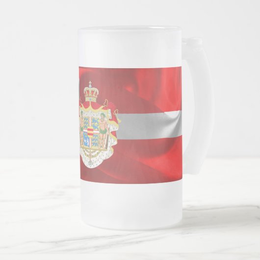 腕のデンマークの旗コート フロストグラスビールジョッキ (正面右)