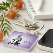 腕を上げた車椅子のボッキア・ボーイ  キーホルダー (正面右)