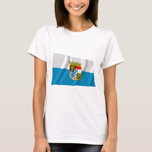 腕を搭載するBayern/ババリアの旗 Tシャツ (正面)