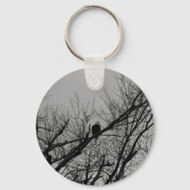 腕時計を取っている男性 キーホルダー