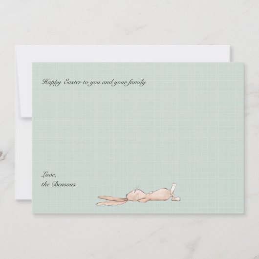 腕椅子に腰かけたイースターバニーがリラックスしている姿をイメージしてみましょう カード (裏面)