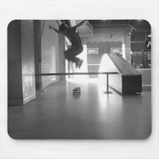 腰回りが大き跳んで下さい マウスパッド (正面)