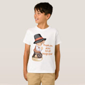 膝で祈っている巡礼者の男の子 Tシャツ (正面フル)