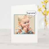 膝の交換に驚いた小さな少年 カード (黄色い花)