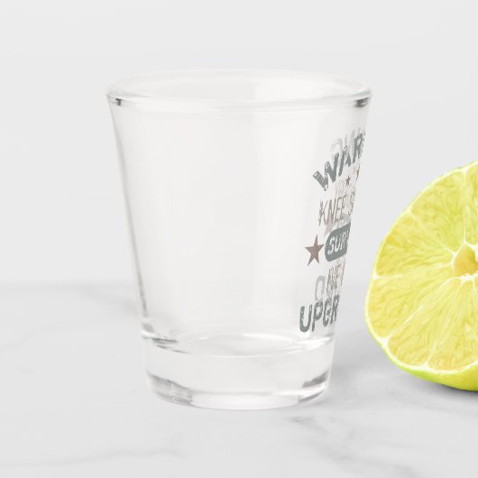 膝の手術ユーモアのアップグレード ショットグラス (左)