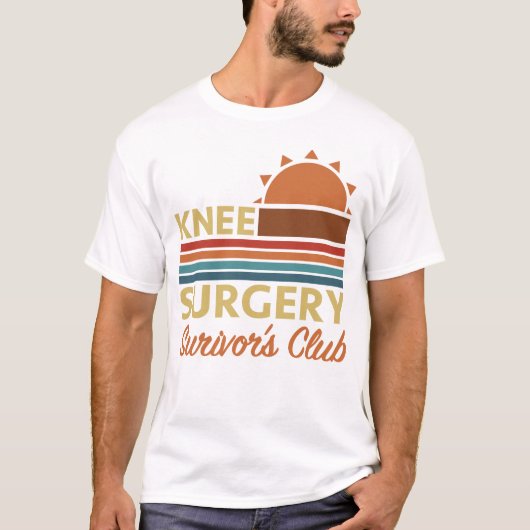 膝手術回復ユーモア Tシャツ (正面)