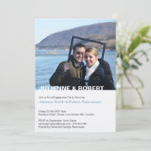 自モダン分の写真婚約パーティ 招待状 (スタンド正面)