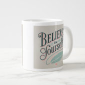 自信じ分の感動的デザイン ジャンボコーヒーマグカップ (正面右)