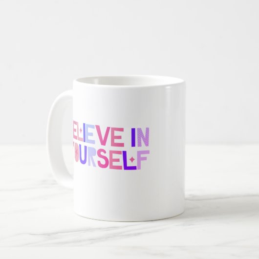自信じ身のカラフル文字やる気を起こさせる コーヒーマグカップ (正面左)