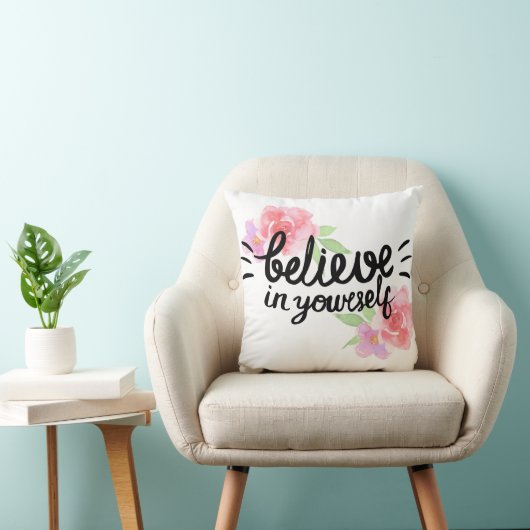 自信じ身の装飾枕 クッション (椅子)