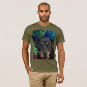 自信に満ちた番犬ロットワイラー Tシャツ (正面フル)