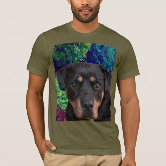 自信に満ちた番犬ロットワイラー Tシャツ (正面)