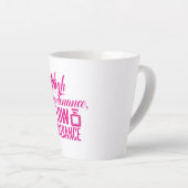 自信の高い基準を示す カフェラテマグ (右アングル)