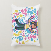 自信を持って屈するヘッドフォンを持つリラックス女の子 アクセントクッション (正面(垂直))