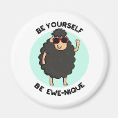 自分がエウェニケおもしろいの羊のフン マグネット (正面)