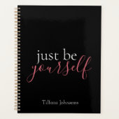 自分だけのピンクのミニマルモダンリスト プランナー手帳 (正面)