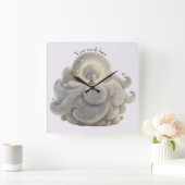 自分だけの優しいマリ・ムーンを雲の中に創れ スクエア壁時計 (ホーム)