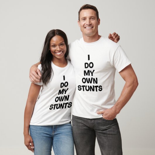 自分でスタントをする Tシャツ (ユニセックス)
