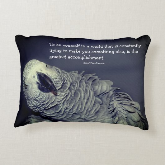 自分で引用文かわいいオ感動的ウム  アクセントクッション (裏面)