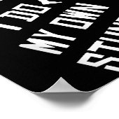 自分で特技をやってのけるスクーター少年へのギフト K ポスター (角)