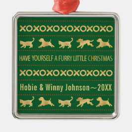 自分に毛皮の小さなクリスマス猫の犬を飼っている メタルオーナメント