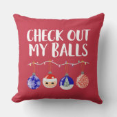 自分のおもしろいボールのクリスマスオーナメント クッション (正面)