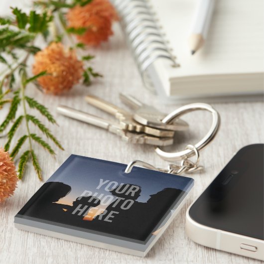 自分のをカスタム作成する2家族の写真を残す キーホルダー (正面右)