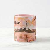 自分のキャプションを作成-ピンクマグ マグカップ (中央)