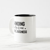 自分のスモールビジネスのおもしろい起業家 ツートーンマグカップ (正面左)