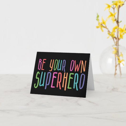 自分のスーパーヒーローになれ、感動的引用文 カード (黄色い花)
