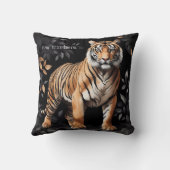 自分のデザインで贈り物をパーソナライズかわいい虎 クッション (裏面)