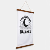 自分のバランスを見つける 吊り下げ型タペストリー (傾斜あり)