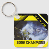 自分の写真と文字の黄色と黒モダン キーホルダー (正面)