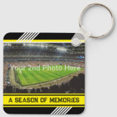 自分の写真と文字の黄色と黒モダン キーホルダー (裏面)