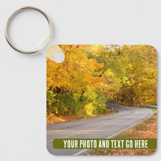 自分の写真と文字アウトドアハイキングアドベンチャー キーホルダー (正面)