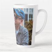 自分の写真の追加カスタムパーソナライズされた カフェラテマグ (右)