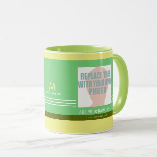 自分の写真をアップロードし、緑がかった写真を作成カッコいいする マグカップ (正面右)