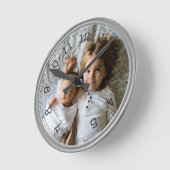 自分の写真をカスタム作成モダンする ラウンド壁時計 (傾斜)