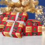 自分の写真を作成するMerry Christmasスクリプト ラッピングペーパー<br><div class="desc">自分の赤い金ゴールドの木の写真を作成ラッピング紙クリスマスの贈り物のための素敵なワッピング紙。自分の写真や文字を追加してパーソナライズできる。</div>