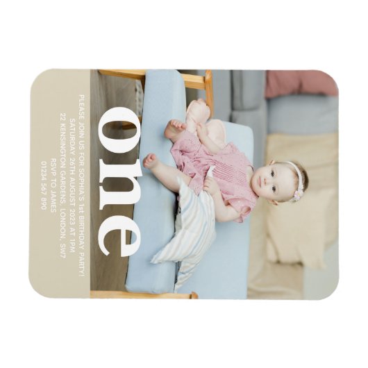 自分の写真を追加する最初の誕生日パーティー マグネット (横)