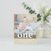 自分の写真を追加 お子様の1歳の誕生日パーティー ポストカード (スタンド正面)